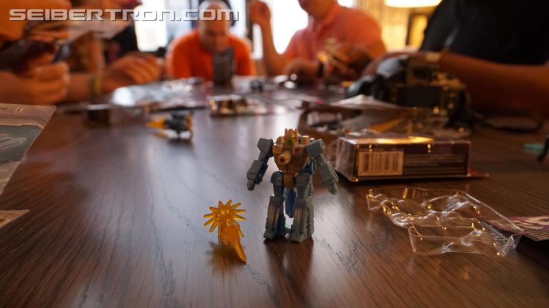 NYCC 2018: War for Cybertron Wave 1 Unboxing Event - Transformers Event: DSC08799