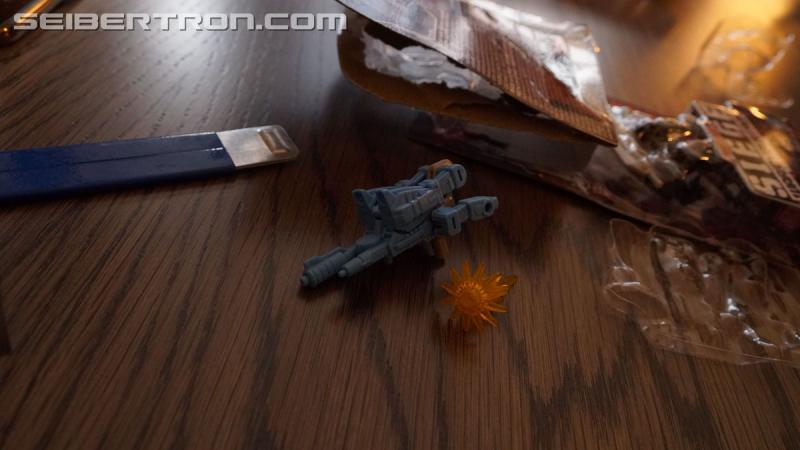 Transformers News: Unboxing Event gallery and video for Transformers War for Cybertron: SIEGE