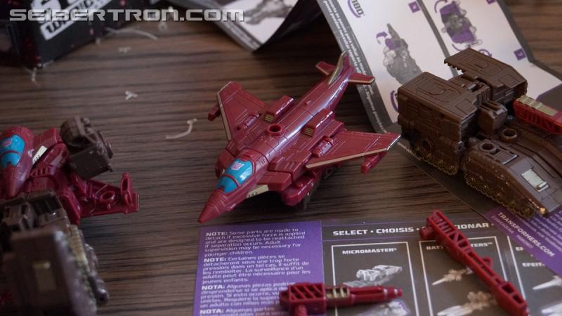 NYCC 2018: War for Cybertron Wave 1 Unboxing Event - Transformers Event: DSC08956