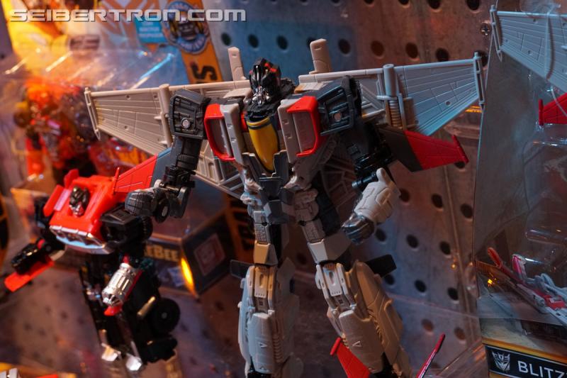 Toy Fair 2019: Bumblebee Movie products - Transformers Event: DSC07369