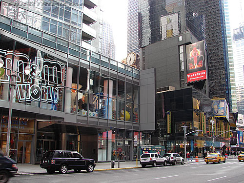 Toy Fair 2007 - New York: Times Square - Transformers Event:
