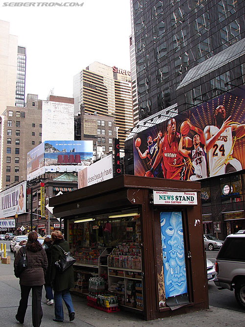 Toy Fair 2007 - New York: Times Square - Transformers Event: