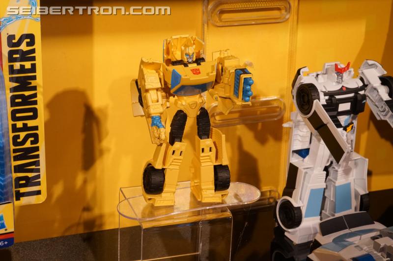 Toy Fair 2019 - Transformers Cyberverse and Cyberverse Power of the Spark