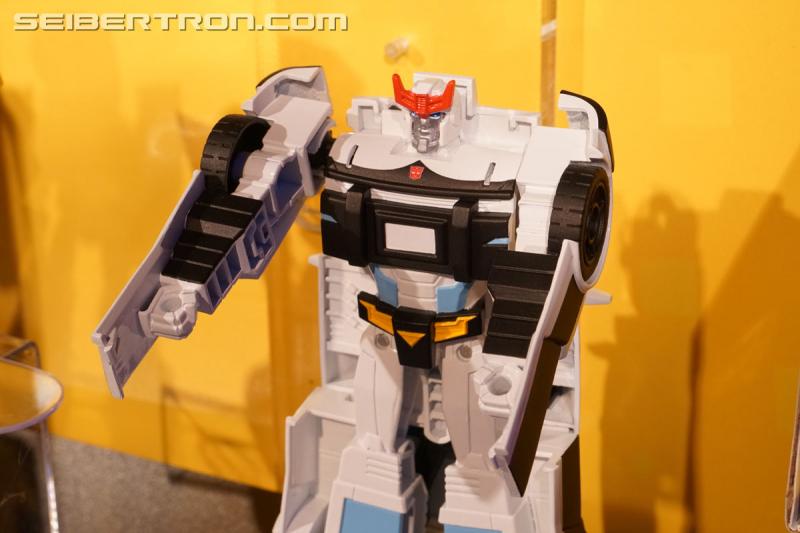 Transformers News: Gallery for new Cyberverse and Tiny Turbo Changers toys at NY Toy Fair 2019 #tfny #hasbrotoyfair