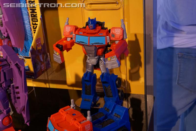 Toy Fair 2019: Transformers Cyberverse and Cyberverse Power of the Spark - Transformers Event: DSC07251