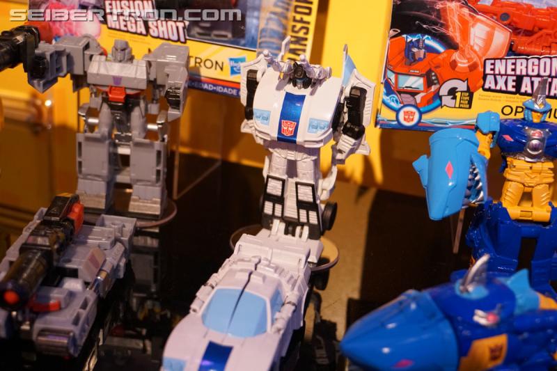 Toy Fair 2019: Transformers Cyberverse and Cyberverse Power of the Spark - Transformers Event: DSC07261