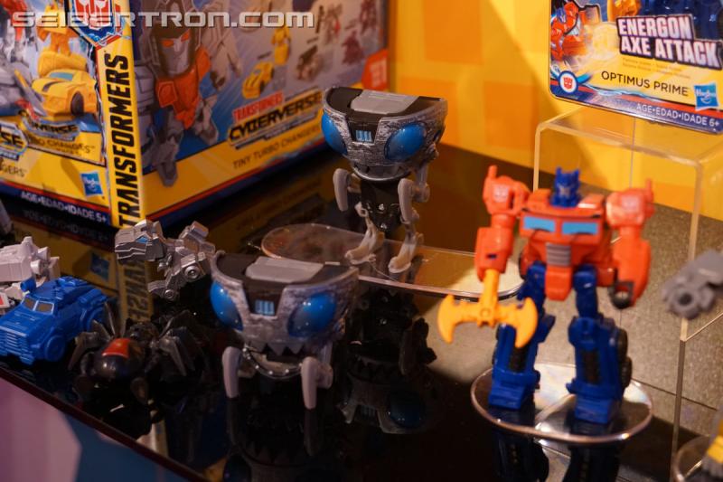 Toy Fair 2019 - Transformers Cyberverse and Cyberverse Power of the Spark