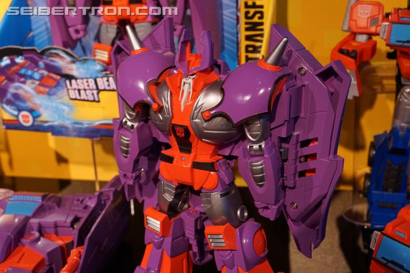 Toy Fair 2019: Transformers Cyberverse and Cyberverse Power of the Spark - Transformers Event: DSC07294