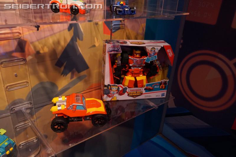 Toy Fair 2019 - Transformers Rescue Bots Academy
