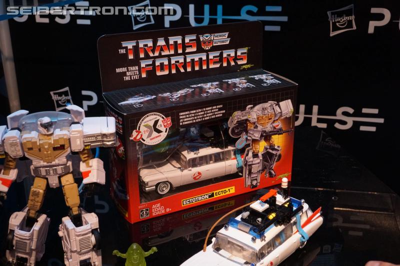Toy Fair 2019: Transformers X Ghostbusters Collaboration Ecto-1 / Ectotron - Transformers Event: DSC07638