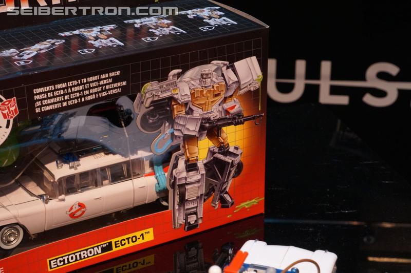 Toy Fair 2019: Transformers X Ghostbusters Collaboration Ecto-1 / Ectotron - Transformers Event: DSC07639