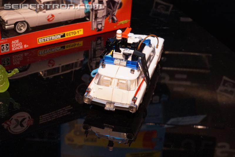 Toy Fair 2019: Transformers X Ghostbusters Collaboration Ecto-1 / Ectotron - Transformers Event: DSC07648