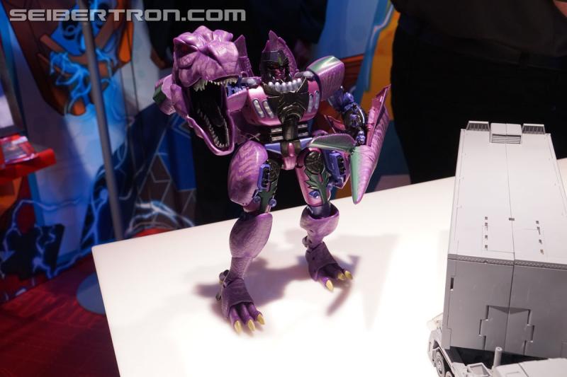 Toy Fair 2019: Transformers Masterpiece - Transformers Event: DSC07311