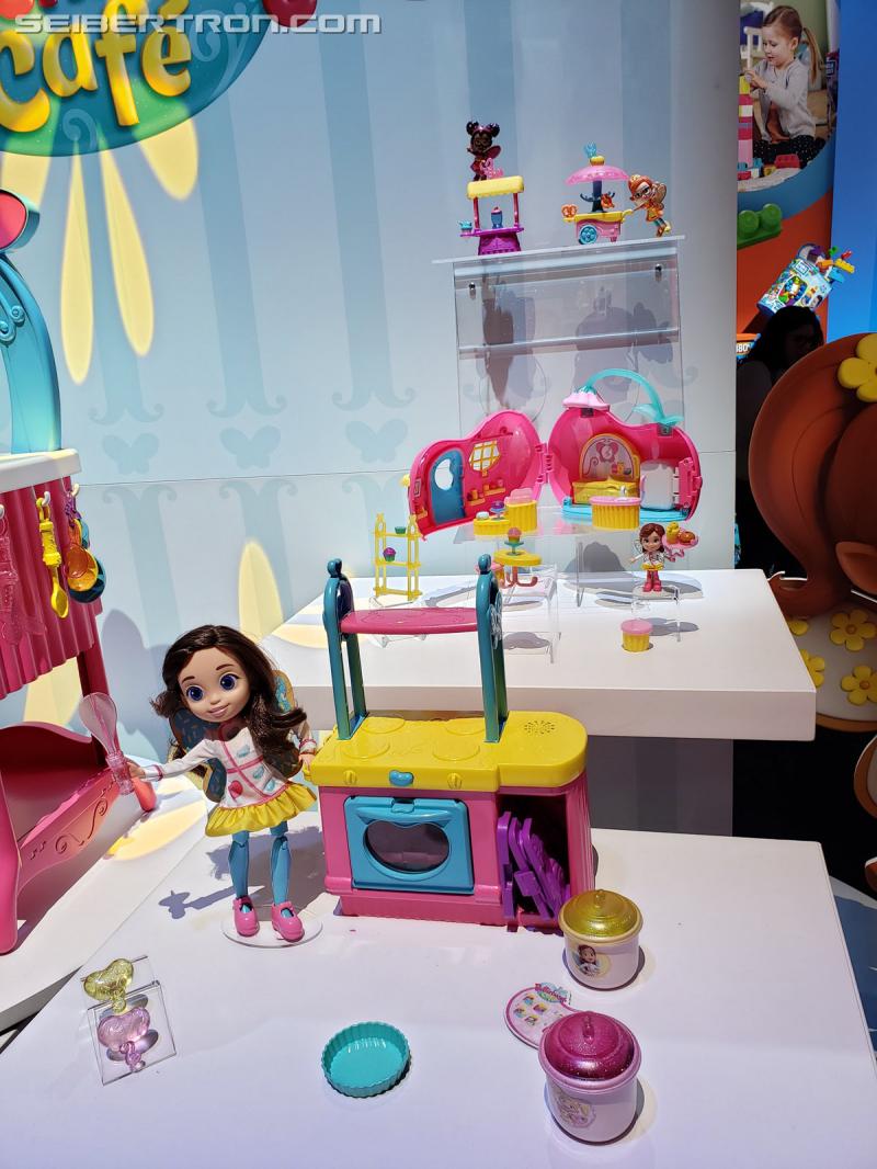 Toy Fair 2019: Mattel Press Event - Transformers Event: 20190218 092212