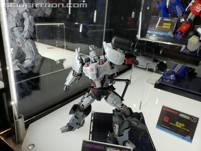 Toy Fair 2019: Flame Toys Transformers products - Transformers Event: 20190218 103237