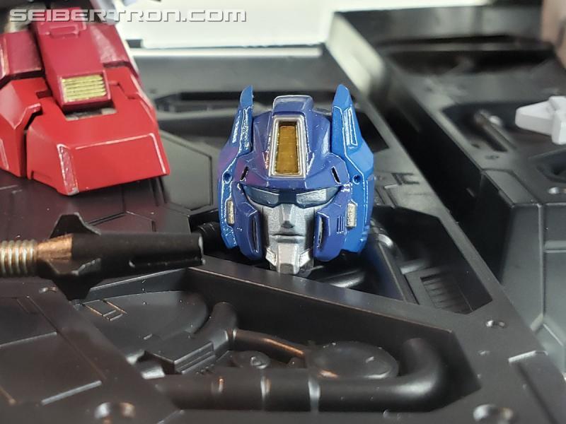 Toy Fair 2019: Flame Toys Transformers products - Transformers Event: 20190218 103421a