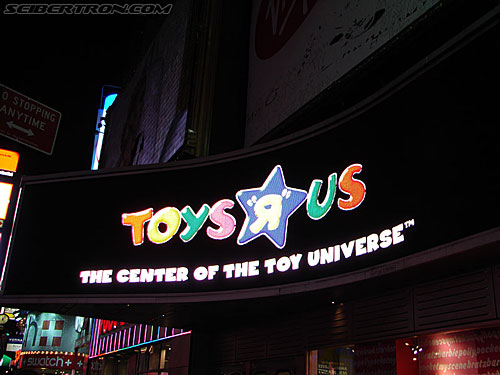 Toy Fair 2007 - New York: Toys R Us - Times Square - Transformers Event: