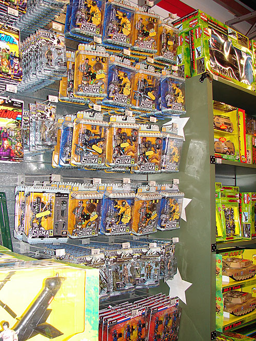 Toy Fair 2007 - New York: Toys R Us - Times Square - Transformers Event: