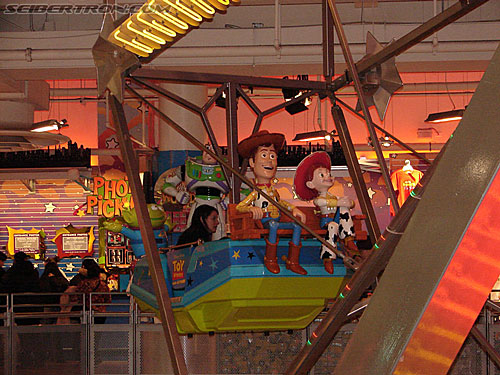 Toy Fair 2007 - New York: Toys R Us - Times Square - Transformers Event:
