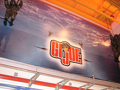 Toy Fair 2007 - New York: Toys R Us - Times Square - Transformers Event: