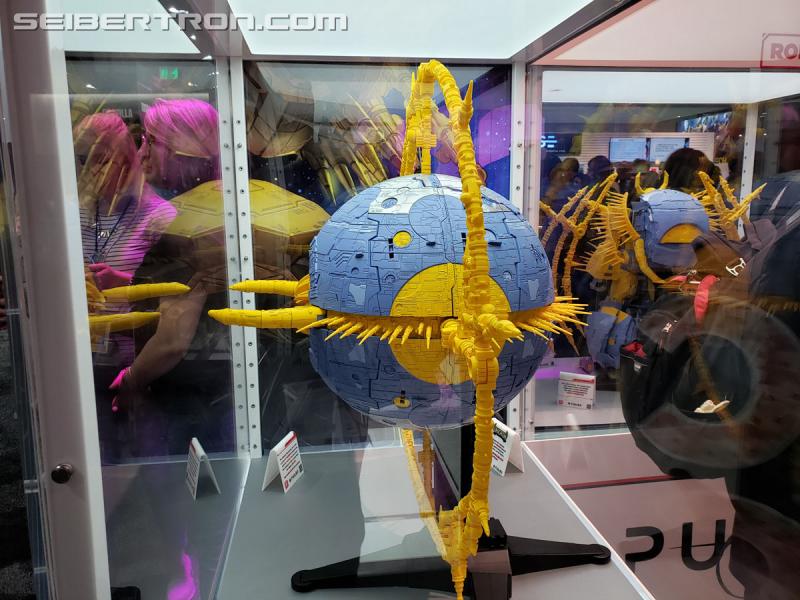 SDCC 2019: HasLab Transformers War for Cybertron Unicron - Transformers Event: 20190717 183000