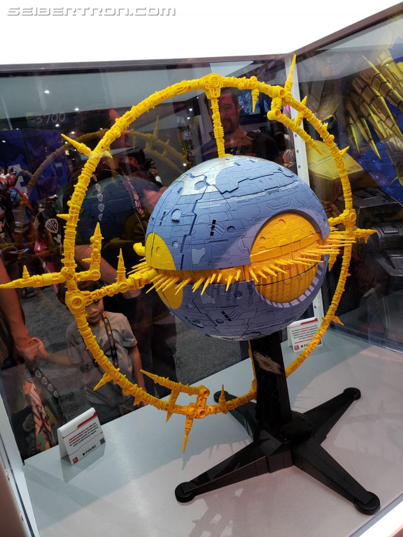 SDCC 2019: HasLab Transformers War for Cybertron Unicron - Transformers Event: 20190717 183012