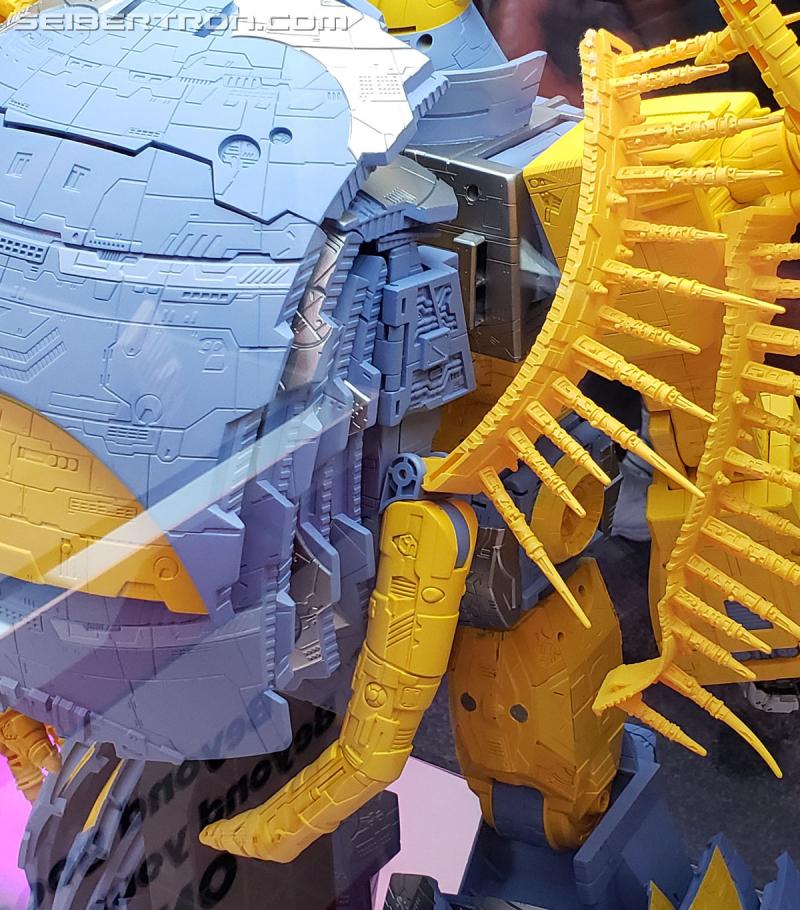 SDCC 2019: HasLab Transformers War for Cybertron Unicron - Transformers Event: 20190717 183132b