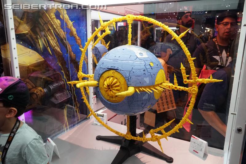 SDCC 2019: HasLab Transformers War for Cybertron Unicron - Transformers Event: DSC08913