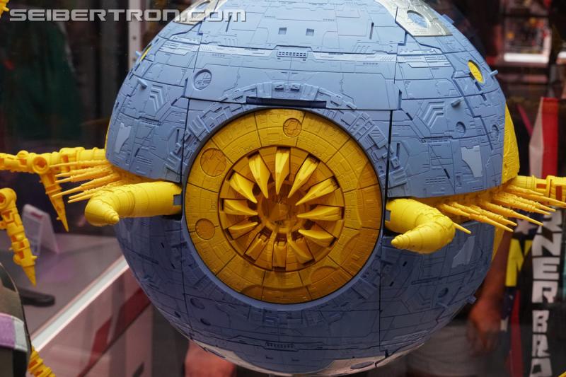 SDCC 2019: HasLab Transformers War for Cybertron Unicron - Transformers Event: DSC08917