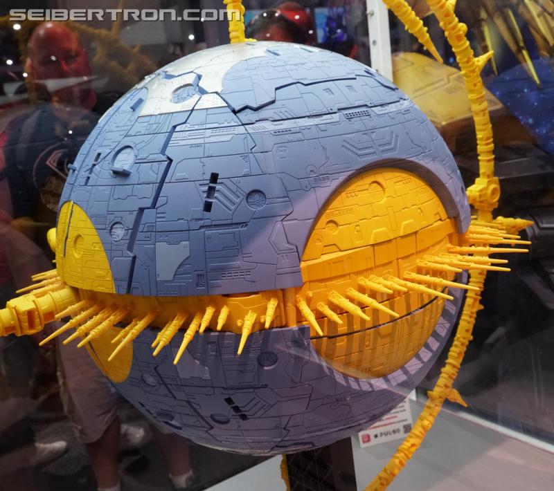 SDCC 2019: HasLab Transformers War for Cybertron Unicron - Transformers Event: DSC08923a