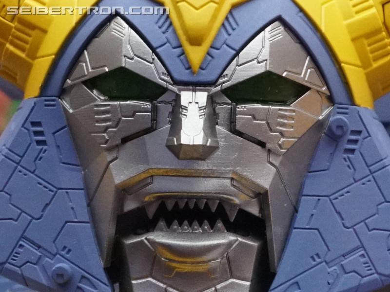 SDCC 2019 - HasLab Transformers War for Cybertron Unicron