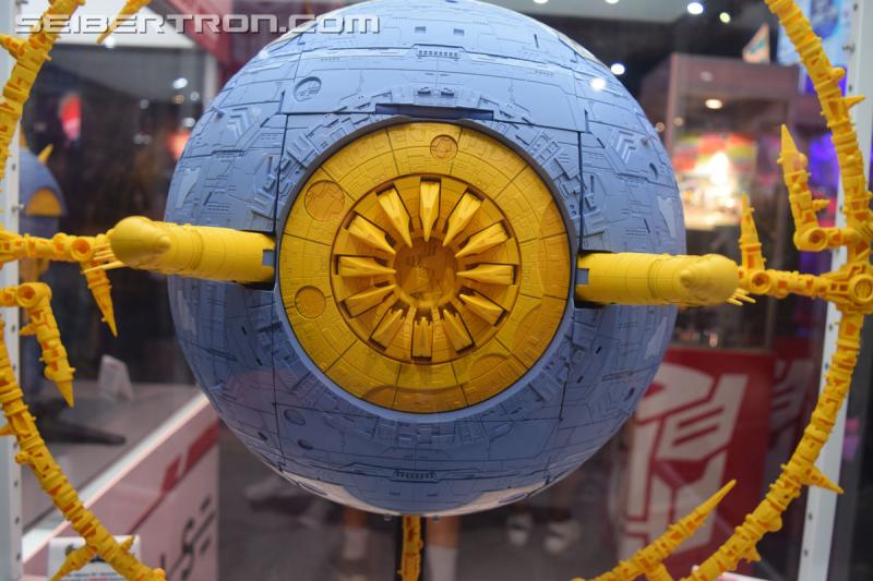 SDCC 2019: HasLab Transformers War for Cybertron Unicron - Transformers Event: DSC 0069