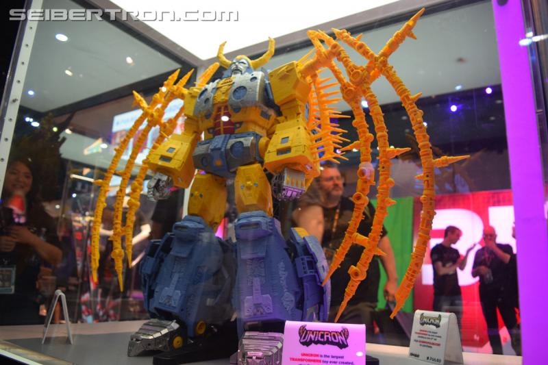 SDCC 2019: HasLab Transformers War for Cybertron Unicron - Transformers Event: DSC 0080