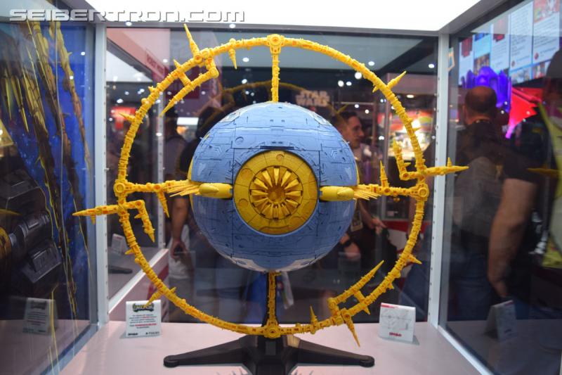 SDCC 2019: HasLab Transformers War for Cybertron Unicron - Transformers Event: DSC 1121