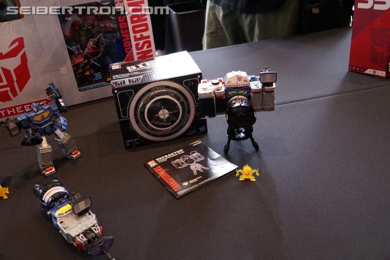SDCC 2019: Breakfast Press Event: Transformers Refraktor Camera Set, Soundblaster and Bluestreak - Transformers Event: DSC08330
