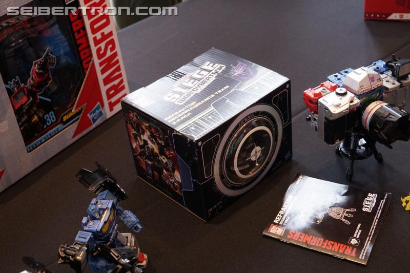 SDCC 2019: Breakfast Press Event: Transformers Refraktor Camera Set, Soundblaster and Bluestreak - Transformers Event: DSC08336