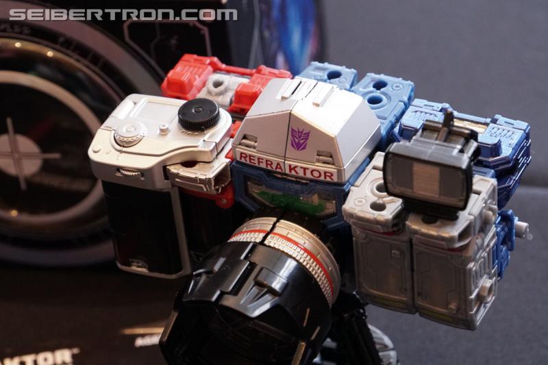 SDCC 2019: Breakfast Press Event: Transformers Refraktor Camera Set, Soundblaster and Bluestreak - Transformers Event: DSC08348