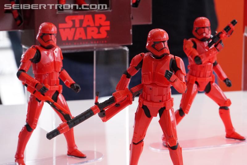 SDCC 2019: Breakfast Press Event: Star Wars - Transformers Event: DSC08385