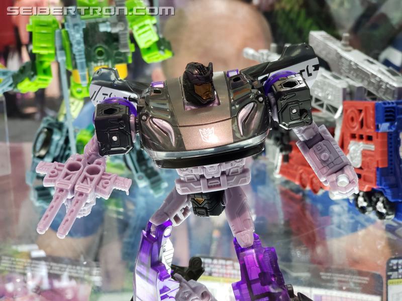 SDCC 2019: Transformers War for Cybertron SIEGE - Transformers Event: 20190717 194242