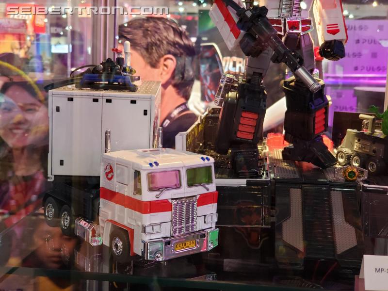 SDCC 2019: SDCC exclusive Transformers Ghostbusters MP-10G Optimus Prime - Transformers Event: 20190717 194543
