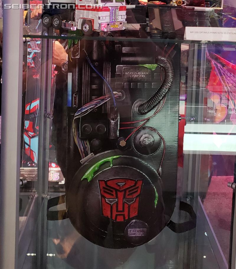 SDCC 2019: SDCC exclusive Transformers Ghostbusters MP-10G Optimus Prime - Transformers Event: 20190717 194602a