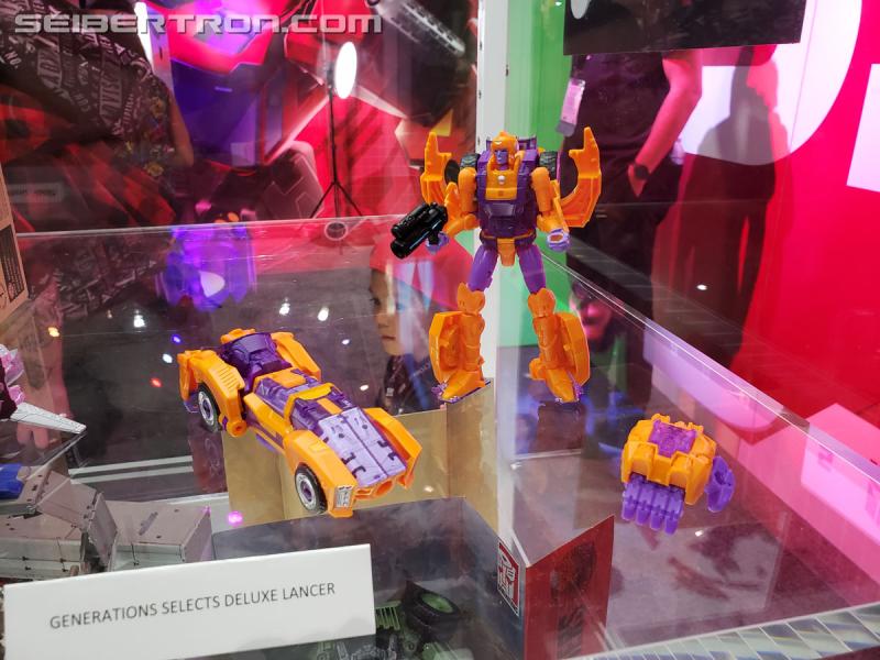SDCC 2019 - Transformers Generations Selects