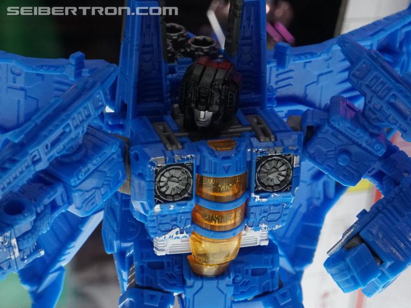 SDCC 2019: Transformers War for Cybertron SIEGE Rainmakers Set - Transformers Event: DSC08838a