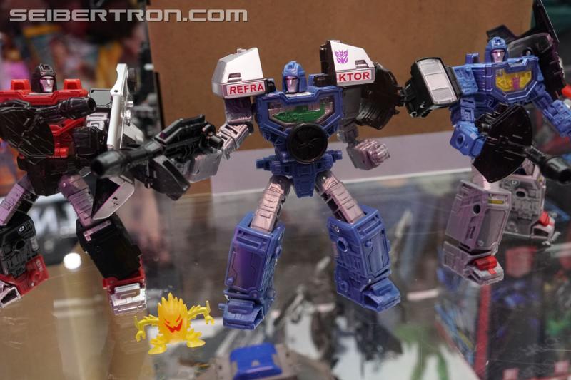 Transformers Siege WFC Refraktor Reflector Set Of 3 MISB