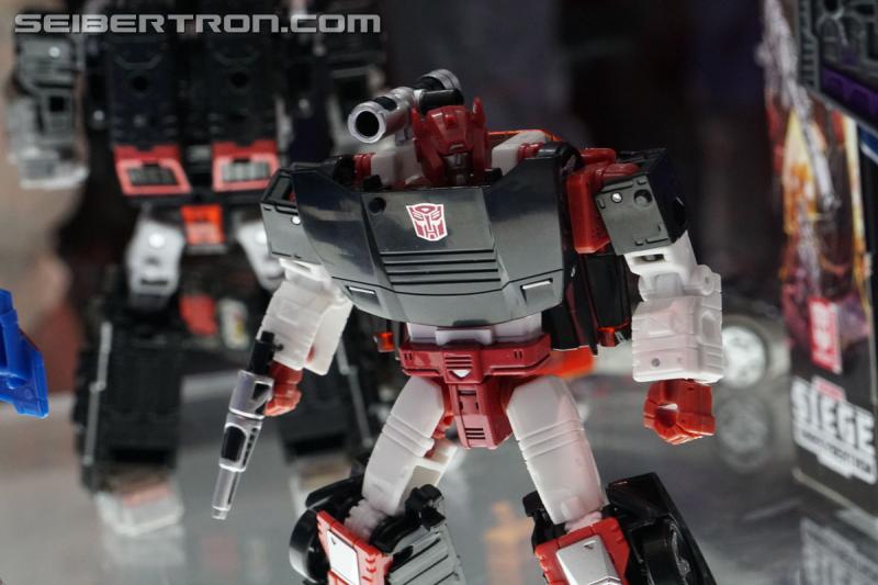 SDCC 2019: Transformers War for Cybertron SIEGE New Product Reveals - Transformers Event: DSC08697