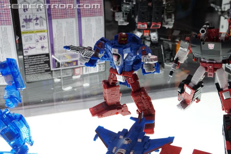 SDCC 2019: Transformers War for Cybertron SIEGE New Product Reveals - Transformers Event: DSC08703