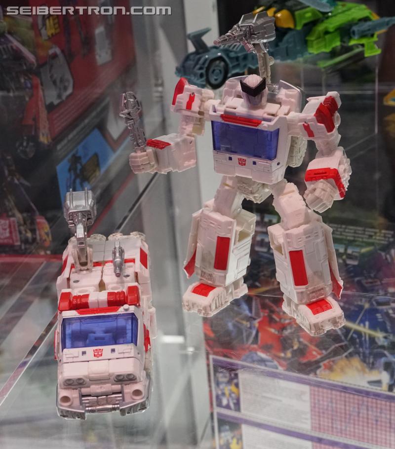 SDCC 2019: Transformers War for Cybertron SIEGE New Product Reveals - Transformers Event: DSC08727a