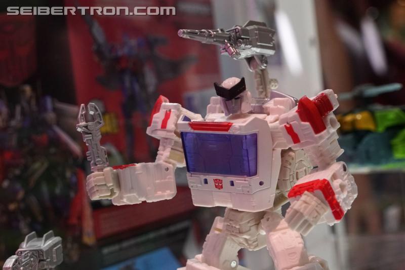 SDCC 2019: Transformers War for Cybertron SIEGE New Product Reveals - Transformers Event: DSC08732