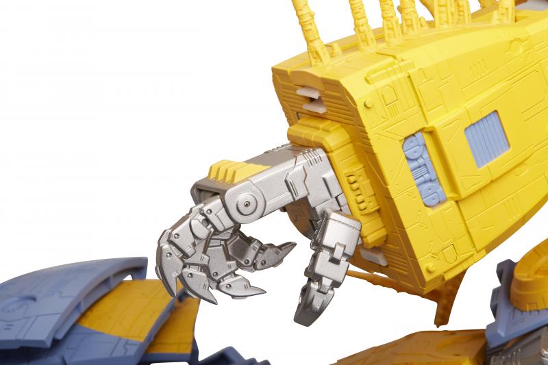 SDCC 2019 - HasLab War for Cybertron UNICRON Official Images