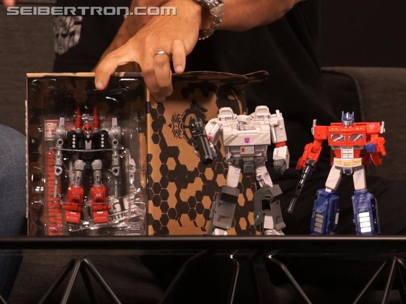 Transformers News: Hasbro unveils Earthrise Starscream, teases Scorponok and more during #NYCC Transformers live stream